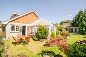 Photo 25- click for photo gallery